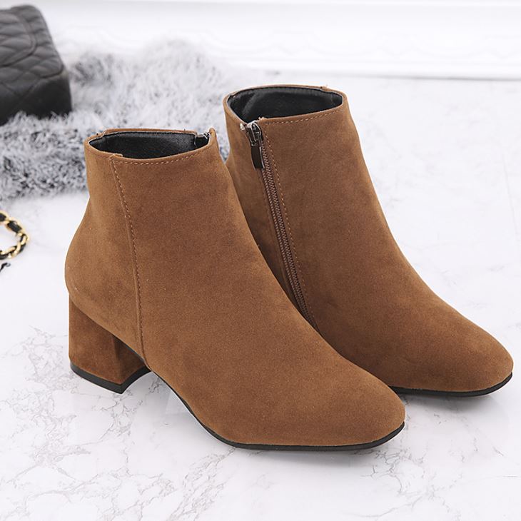 Ladies Low Heel Boots