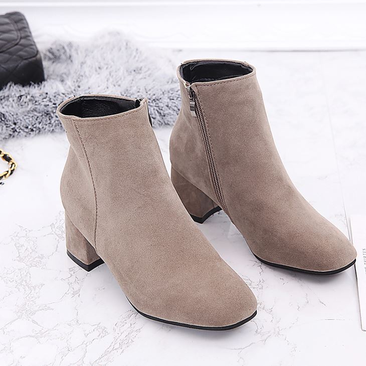 Ladies Low Heel Boots